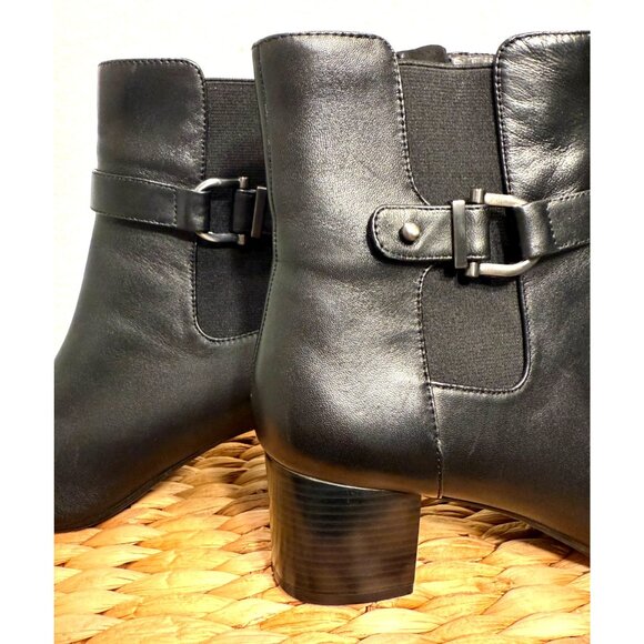 Women's Bandolino Ankle Boots Size 6 Leather Square Heels Hardly Worn - Picture 9 of 11